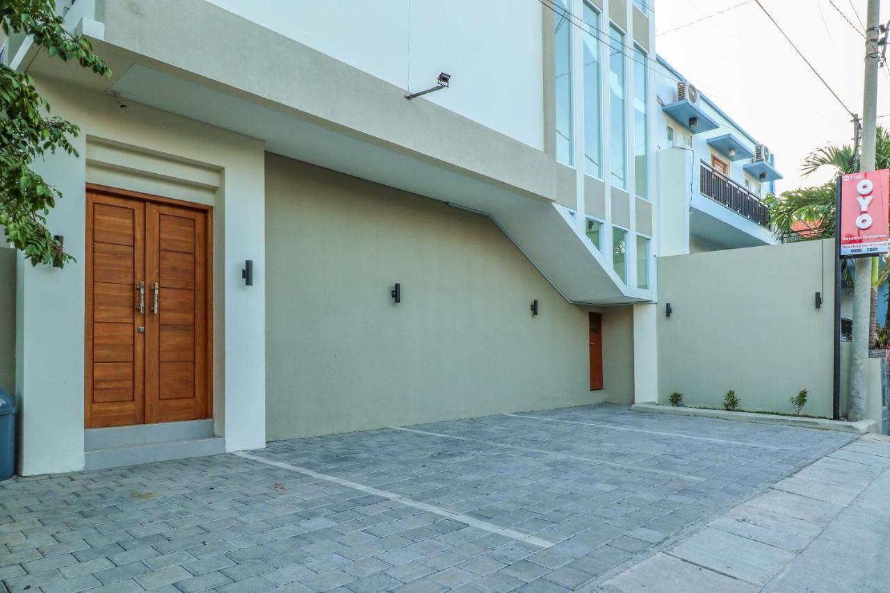 Oyo 1200 Kencana Residence Jimbaran  Exterior photo